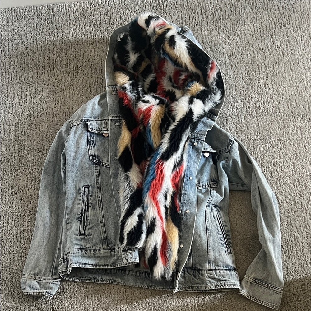 Forever 21 Light Blue Jean Jacket with Multicolor Faux Fur Lining